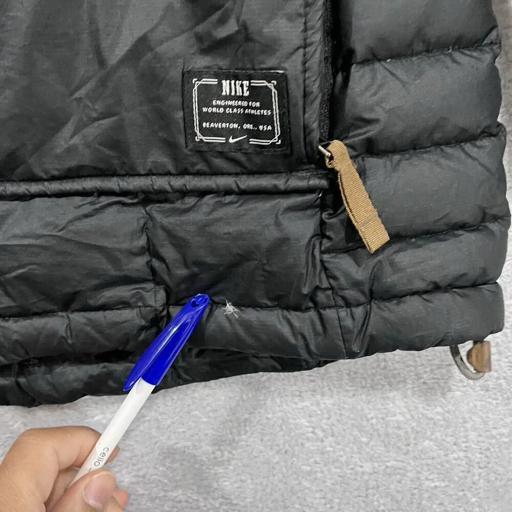 Nike Youth L(11-13)/Women’s XS Lightweight Black Puffer Coat